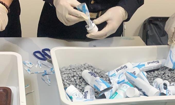 치약 튜브에서 발견된 마약류. &#x2F;연합뉴스 