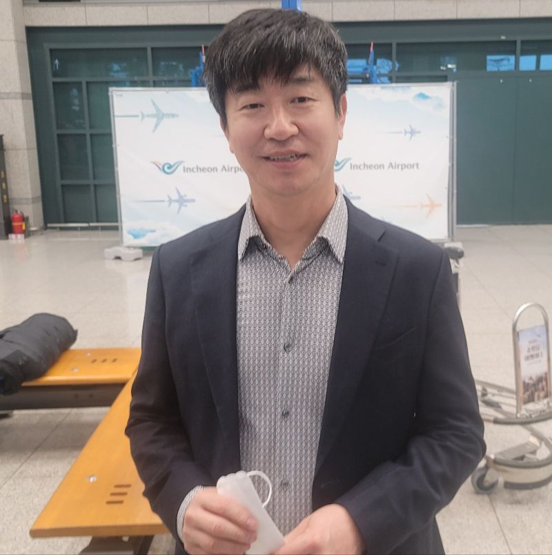 인천공항에서 마무리캠프를 마치고 귀국한 김종국 감독. 사진=전상일 기자