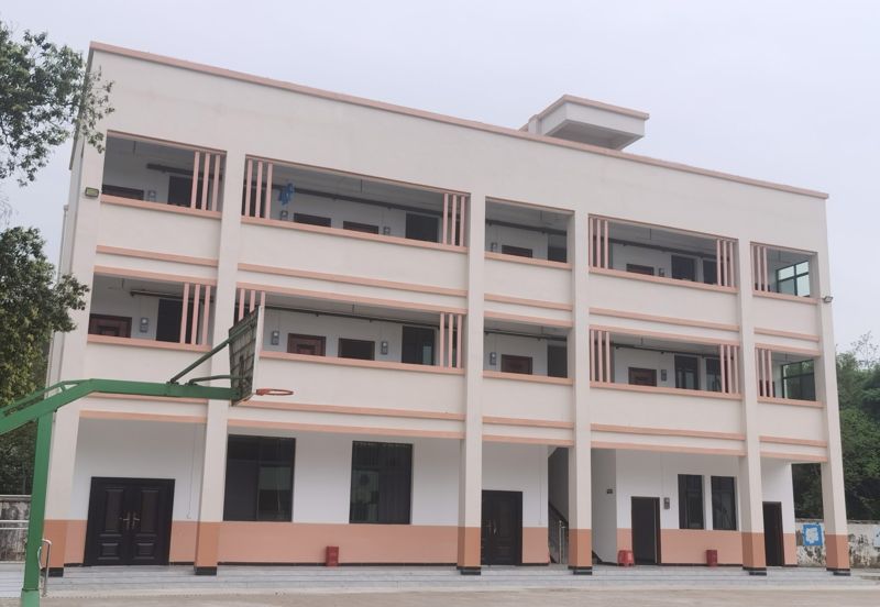 세라젬이 중국 장시성에 준공한 희망소학교. 세라젬 제공