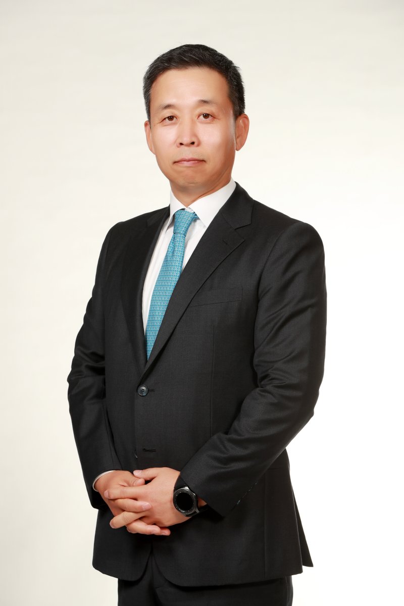 윤병운 <span id='_stock_code_005940' data-stockcode='005940'>NH투자증권</span> 대표이사 사장