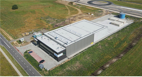 <span id='_stock_code_010780' data-stockcode='010780'>아이에스동서</span> 자회서 BTS Technology의 폴란드 폐배터리 전처리 공장 전경. 아이에스동서 제공