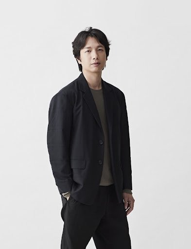 SM&middot;빅히트뮤직, 빌보드 '인디 파워 플레이어' 선정 (서울=연합뉴스) 국내 주요 기획사인 SM엔터테인먼트와 빅히트뮤직 대표가 세계 음악시장에서 독자적 성과를 낸 '인디 파워 플레이어'(Indie Power Player)로 꼽혔다. 미국의 음악 매체 빌보드가 6일(현지시간) 발표한 '2022 인디 파워 플레이어스' 명단에는 SM의 이성수&middot;탁영준 공동 대표와 빅히트뮤직 신영재 대표가 나란히 이름을 올렸다. 사진은 빅히트뮤직 신영재 대표. 2022.6.7 [하이브 제공. 재판매 및 DB 금지] photo@yna.co.kr (끝)