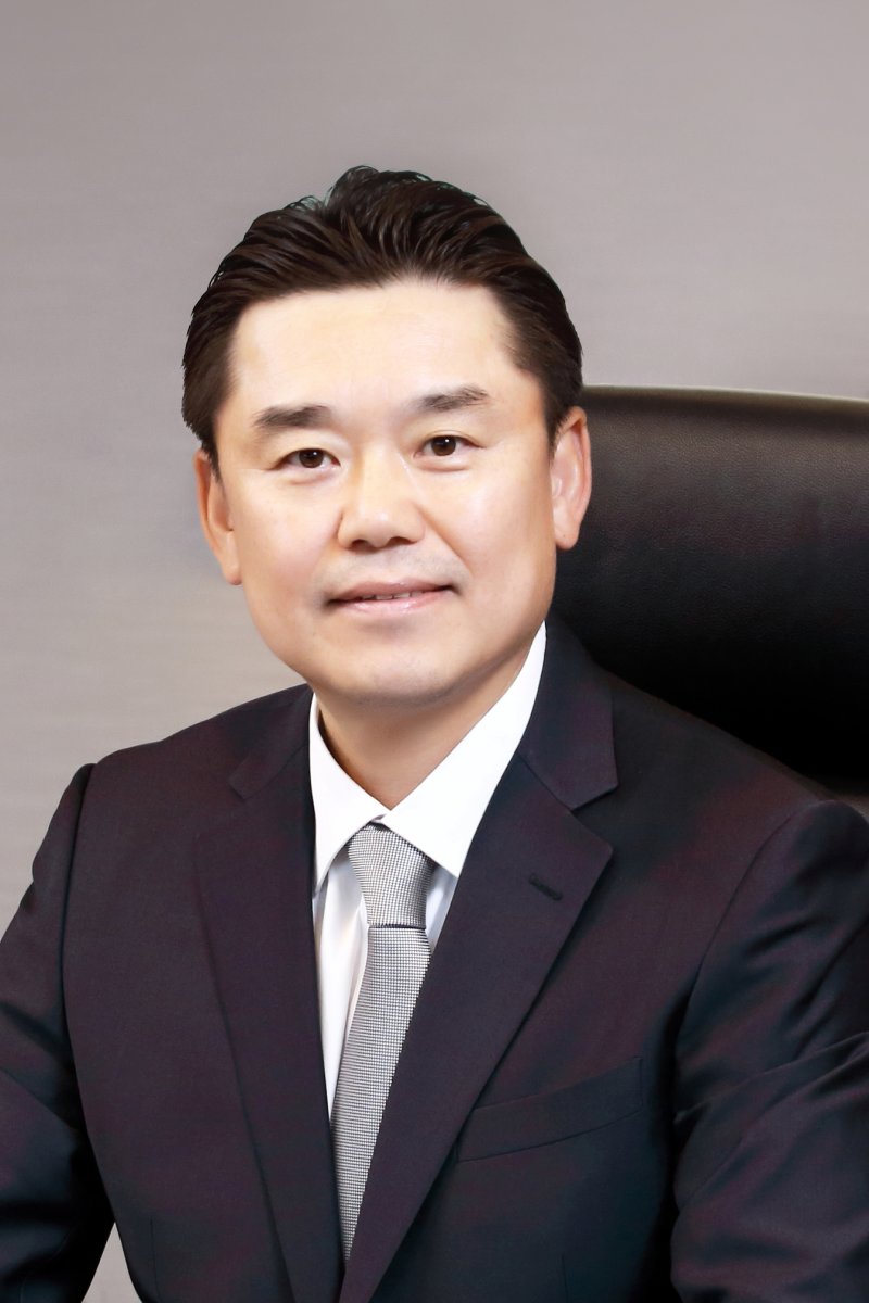 김인규 <span id='_stock_code_000080' data-stockcode='000080'>하이트진로</span> 대표