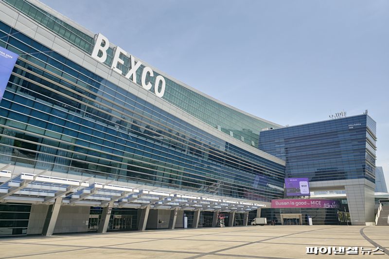 내달 6일 ‘부산영상위 25주년 기념, 한국영화산업과 AI 자본&middot;디지털 로케이션&middot;법적 쟁점 포럼’이 열리는 벡스코 전경. 사진=변옥환 기자