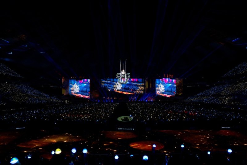 아이유(IU)가 22일 오후 서울월드컵경기장에서 &#39;2024 아이유 HEREH 월드 투어 콘서트 앙코르: 더 위닝&#39; 을 열었다. 이담 엔터테인먼트 제공