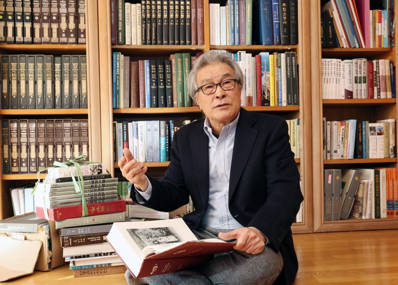 우표 역사책 '체부2'를 펴낸 나봉주 반도엠피에스 대표 / 사진=박범준 기자