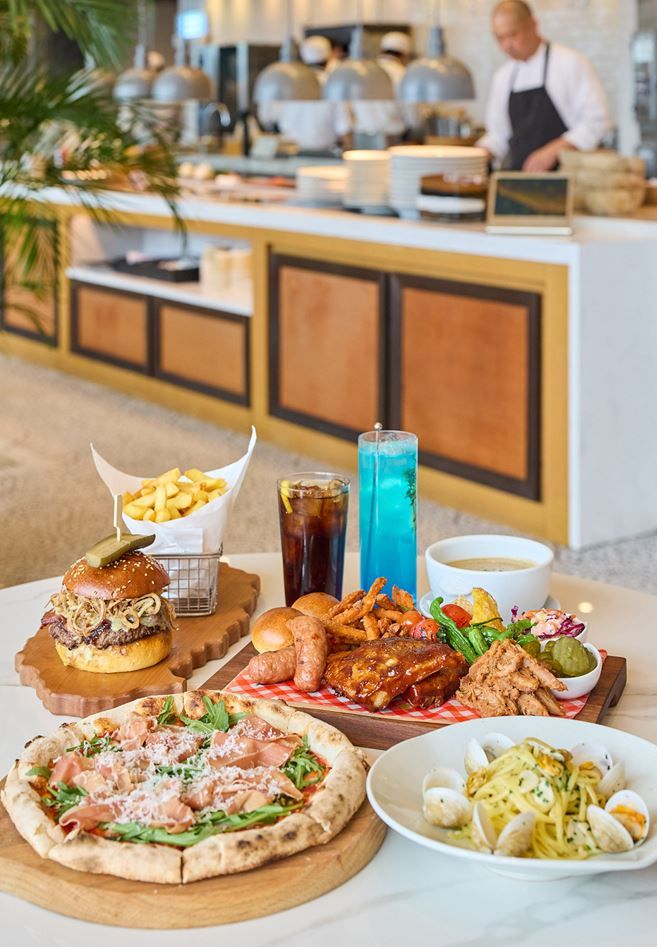 제주드림타워 복합리조트 내 웨스턴 다이닝 &amp; 바 '카페8' 새 단장. 롯데관광개발 제공