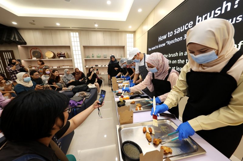 <span id='_stock_code_339770' data-stockcode='339770'>교촌에프앤비</span> 제공