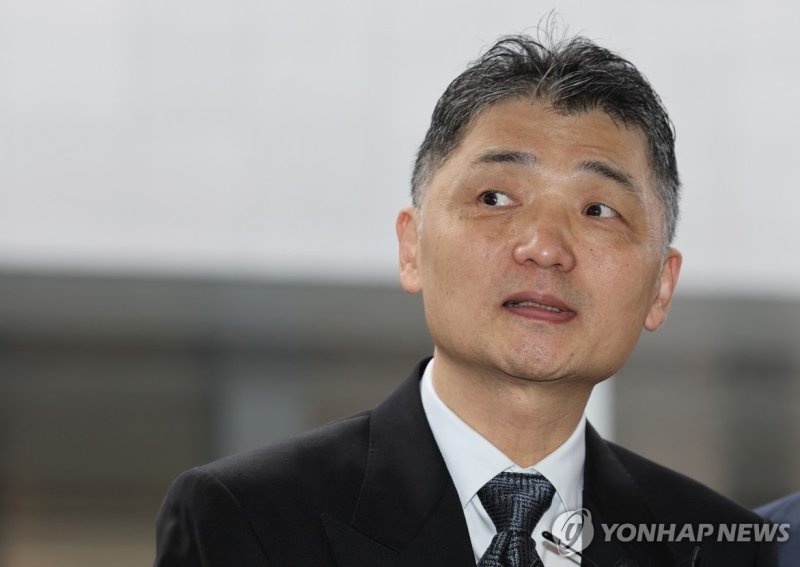 <span id='_stock_code_035720' data-stockcode='035720'>카카오</span> 김범수 창업자/연합뉴스