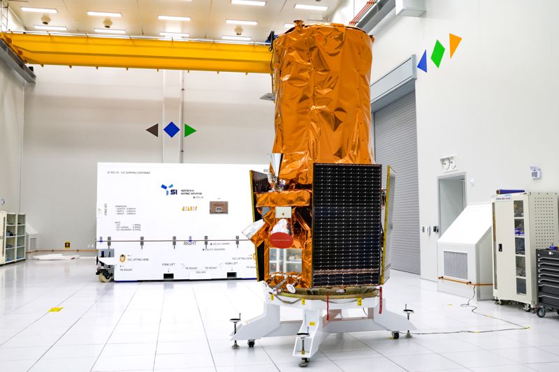 지난 15일(한국시간) 미국 캘리포니아주 반덴버그 우주군 기지에서 스페이스X의 펠콘 9(Falcon 9)으로 발사된 <span id='_stock_code_099320' data-stockcode='099320'>쎄트렉아이</span>의 초고해상도 상용 지구관측위성 '스페이스아이-티(SpaceEye-T)'. 쎄트렉아이 제공