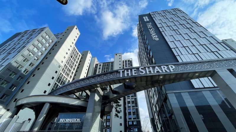 국내 최초 수직증축 리모델링 단지 잠실 더샵 루벤 전경. 포스코이앤씨 제공