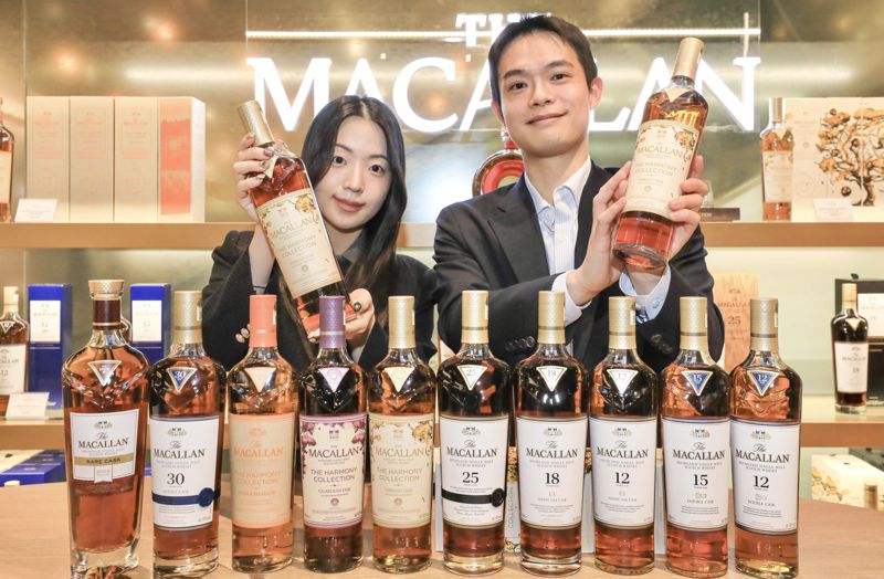  더현대 서울에서 공개된 맥캘란 200주년 기념 위스키