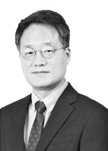 전용기 산업부장·산업부문장