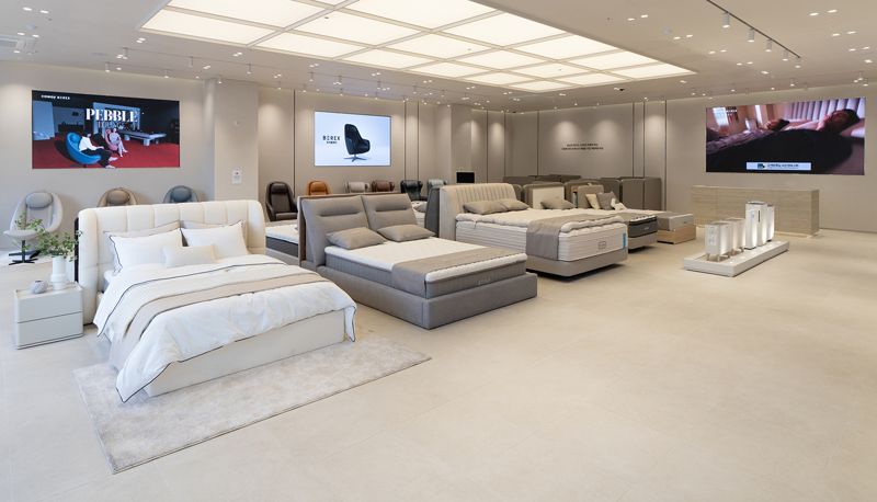 <span id='_stock_code_021240' data-stockcode='021240'>코웨이</span> 대구 달서 직영점 내부 전경. 코웨이 제공