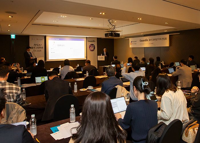 22일 서울 중구 더 플라자 호텔에서 제네웰과 한미사이언스가 가딕스 출시 20주년을 기념해 기자간담회를 열었다. 동성케미컬 제공 