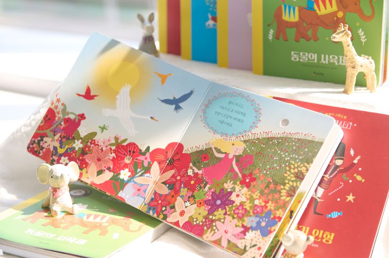 웅진마켓이 새로 출시한 클래식 사운드북 신제품 '도레미 오케스트라'. <span id='_stock_code_095720' data-stockcode='095720'>웅진씽크빅</span> 제공