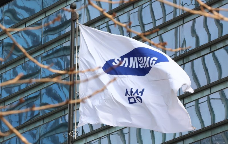 서울 서초구 <span id='_stock_code_005930' data-stockcode='005930'>삼성전자</span> 서초사옥. 뉴스 1