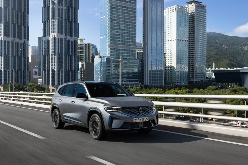 르노 '그랑 콜레오스' 주행 모습. 르노코리아 제공