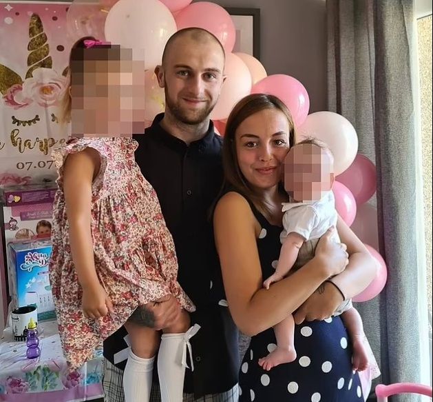 튀르키예로 가족과 여행을 떠난 영국의 한 20대 여성이 튀르키예에 도착한 뒤 갑작스럽게 숨진 가운데, 현지 병원에서 심장이 도난당한 채 고향으로 옮겨졌다는 주장이 나와 충격을 주고 있다. 출처=데일리메일