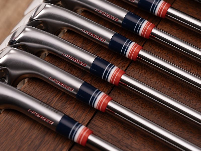 ZXi 아이언 '올 -아메리칸 에디션'.던롭 제공