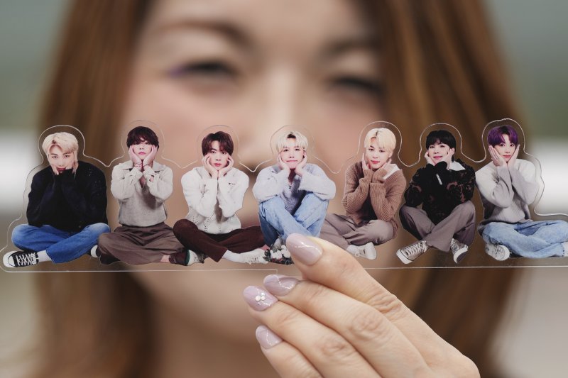 '방탄소년단 데뷔 12주년' 2025 BTS 페스타 찾은 아미들. 뉴시스