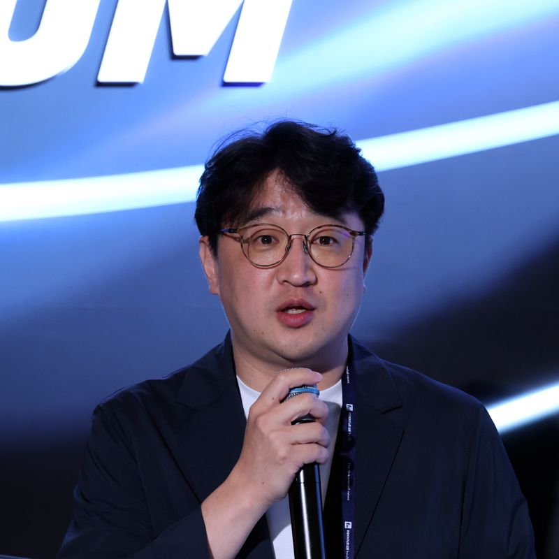 파이낸셜뉴스와 과학기술정보통신부 주최로 26일 서울 여의도 콘래드호텔에서 열린 제16회 퓨처ICT포럼에서 박지원 쿠팡 풀필먼트 서비스 디자인 시니어디렉터가 강연을 하고 있다. 사진=서동일 기자