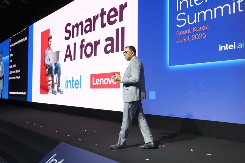 레노버, ‘인텔 AI 서밋 서울 2025’서 AI 인