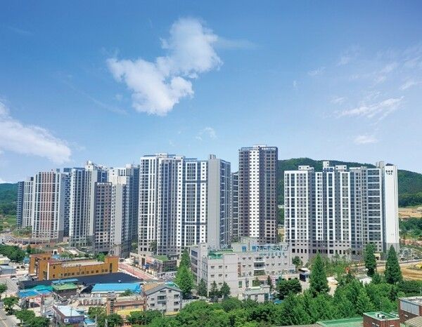 안성 금호어울림 더프라임 전경. <span id='_stock_code_002990' data-stockcode='002990'>금호건설</span> 제공