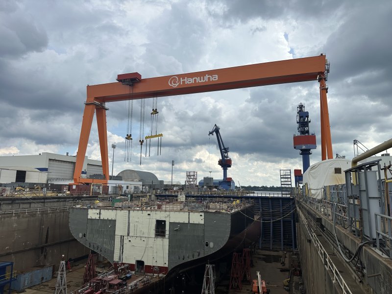 한화필리십야드 4도크에서 국가안보다목적선박(NSMV)이 건조되고 있다. 사진=홍창기 기자