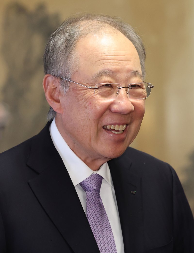 류진 <span id='_stock_code_103140' data-stockcode='103140'>풍산</span>그룹 회장. 뉴시스