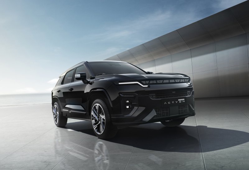 <span id='_stock_code_003620' data-stockcode='003620'>KG모빌리티</span>의 액티언 하이브리드 외관. KG모빌리티 제공