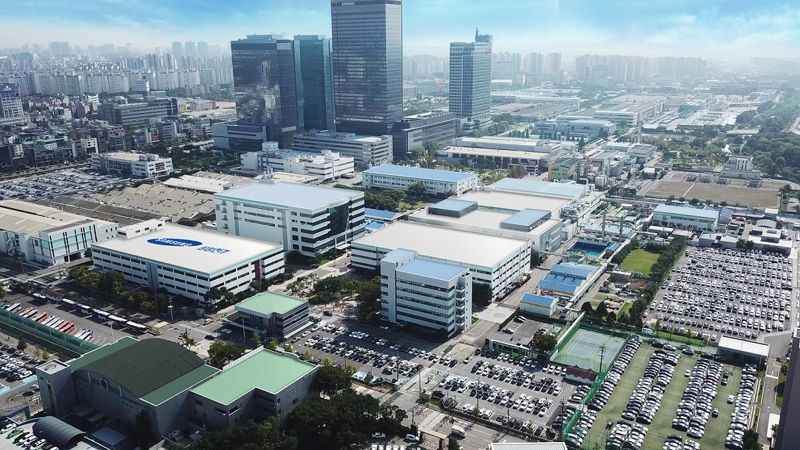 <span id='_stock_code_009150' data-stockcode='009150'>삼성전기</span> 수원사업장 전경. 삼성전기 제공