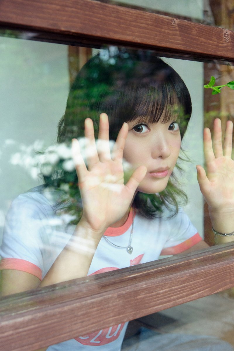 <span id='_stock_code_028260' data-stockcode='028260'><span id='_stock_code_028260' data-stockcode='028260'>삼성물산</span></span> 패션부문이 운영하는 편집숍 비이커가 협업하는 가수 한로로. 삼성물산 패션부문 제공