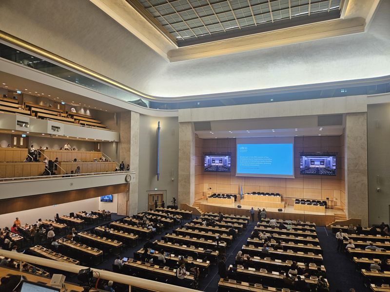 [속보]플라스틱 협약, 폐막일에 합의 불발…본회의 내