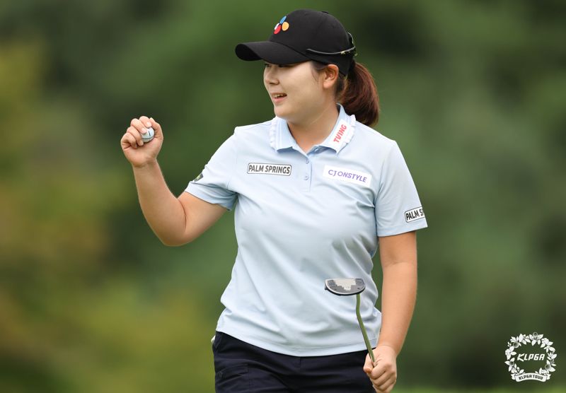 KLPGA투어 메디힐 챔피언십에서 홍정민이 무려 29언더파 신기록으로 우승을 차지했다. KLPGA 제공