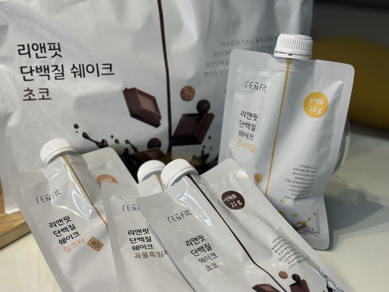 <span id='_stock_code_035080' data-stockcode='035080'><span id='_stock_code_035080' data-stockcode='035080'>그래디언트</span></span> 리앤핏 단백질 셰이크. 사진=서지윤 기자