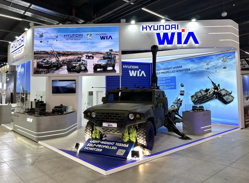 현대위아가 폴란드 키엘체에서 2일(현지시간) 개막한 방위산업 전시회 ‘MSPO 2025’에서 모빌리티 기반 화력 체계를 선보였다. 현대위아 제공
