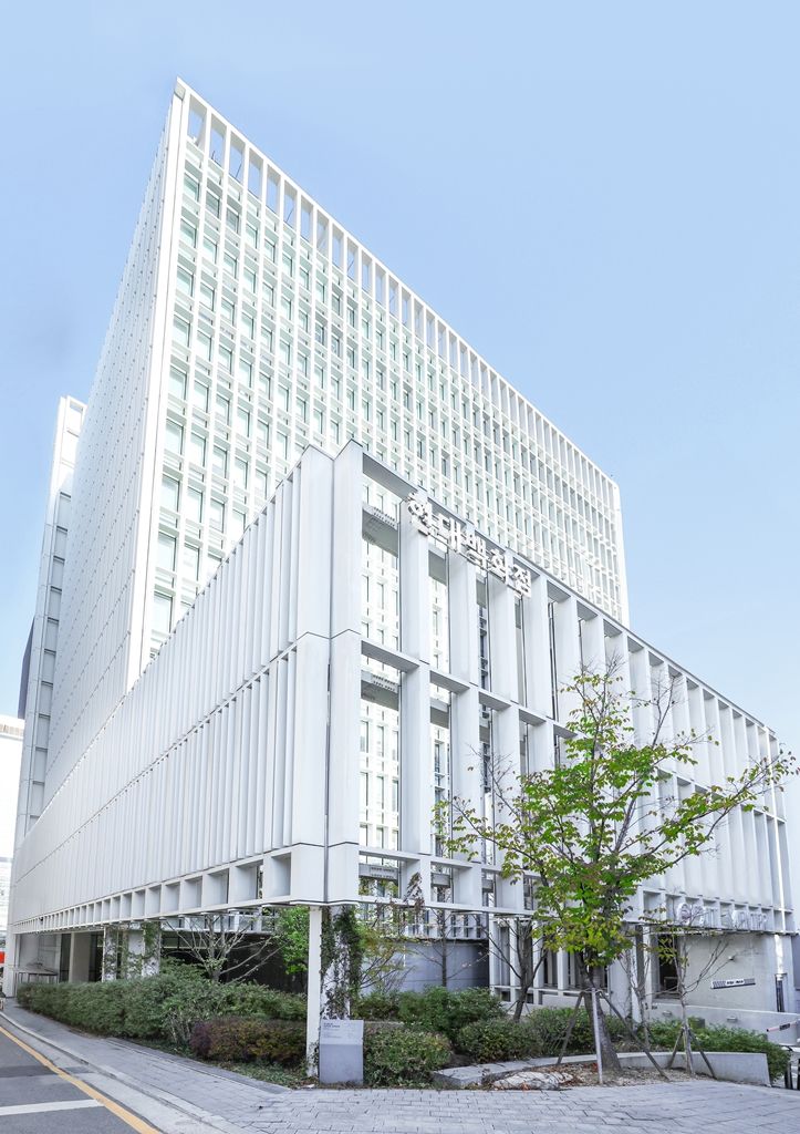 <span id='_stock_code_069960' data-stockcode='069960'>현대백화점</span>그룹 본사 사옥 전경. 현대백화점 제공