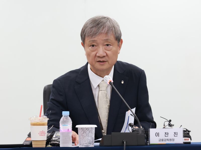 이찬진 금융감독원장이 16일 서울 중구 여신금융협회에서 열린 ‘여전사 최고경영자(CEO) 간담회’에서 발언하고 있다. 금감원 제공.