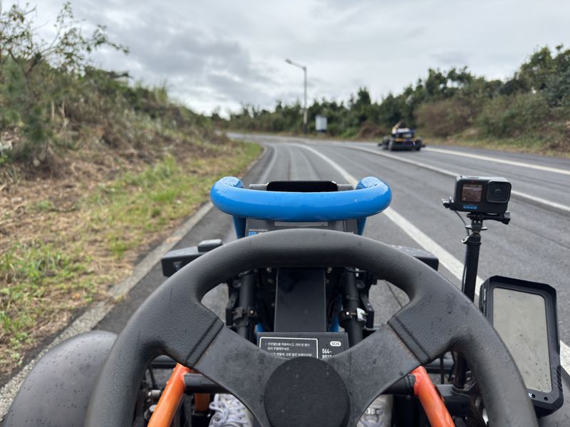 GR-D 차량이 약 12km&#x2F;h 속도로 자동 회차 중인 모습. 사진&#x3D;신지민 기자