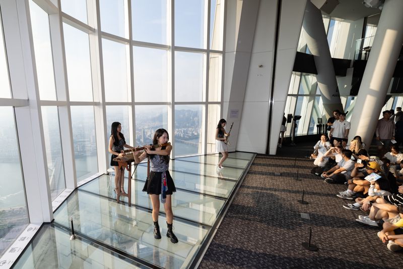 서울스카이에 펼쳐지는 퓨전 국악 공연