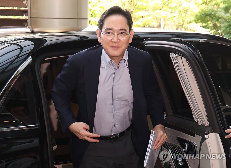 이재용 <span id='_stock_code_005930' data-stockcode='005930'>삼성전자</span> 회장