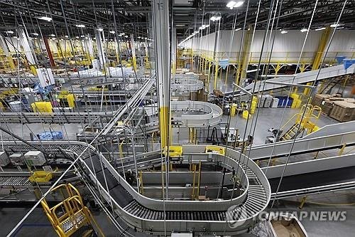 자동화된 아마존 물류창고. 연합뉴스