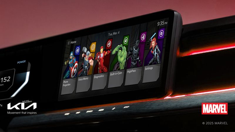 기아에서 29일 디즈니와 함께 출시한 마블 코믹스 테마가 차량 디스플레이에 나와 있다. 사진&#x3D;기아 제공