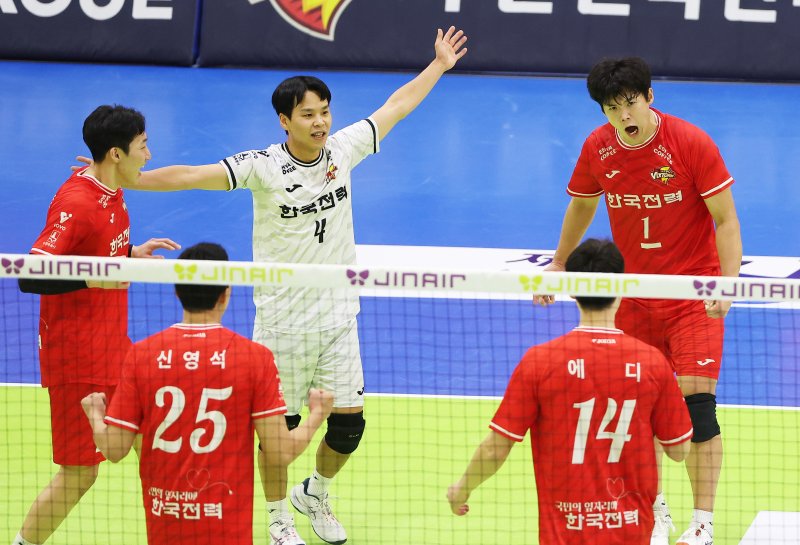 해당 사태에 대해서 강하게 반발하는 한국전력.연합뉴스