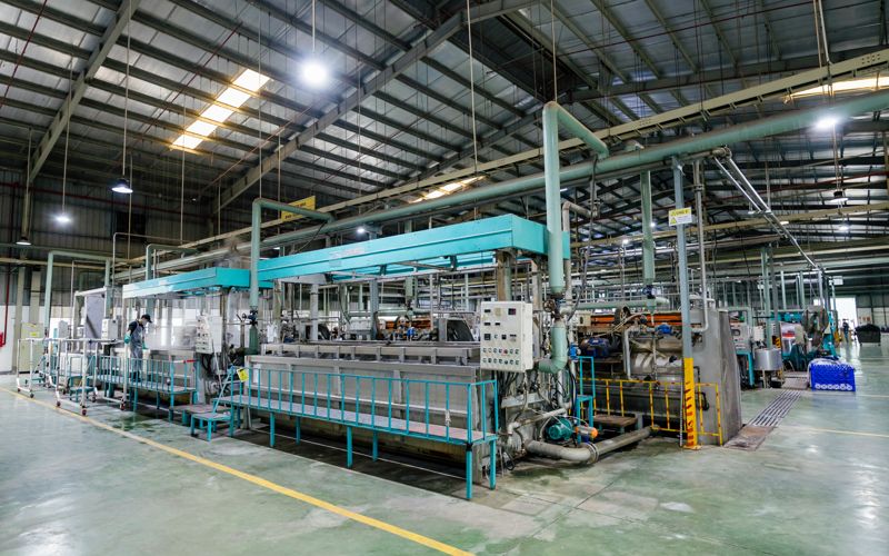 베트남 한세실업 C&amp;T 공장 내 G-TECH 가먼트 염색기. 한세실업 제공