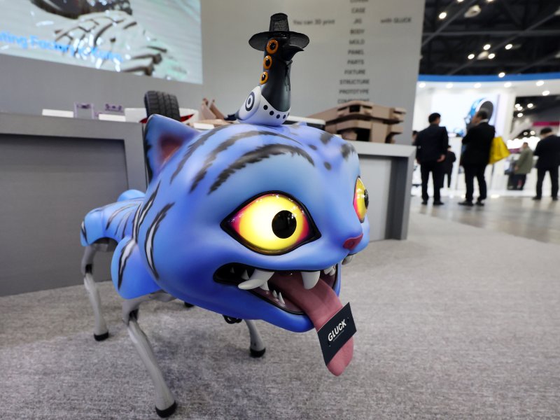 &#39;케이팝 데몬 헌터스&#39;(케데헌) 속 한국 호랑이 캐릭터 &#39;더피(Duffy)&#39; 로봇 뉴시스