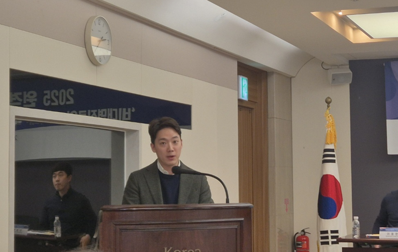 선재원 나만의닥터 대표가 10일 프레스센터에서 열린 기자간담회에서 비대면진료의 효용성과 가치에 대해 설명하고 있다. 사진&#x3D;강중모 기자