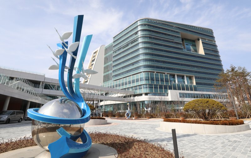 기획재정부와 행정안전부가 입주해 있는 정부세종청사 중앙동. 뉴시스