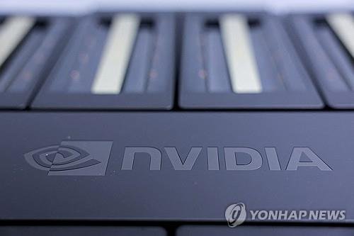 엔비디아 블랙웰 GPU.